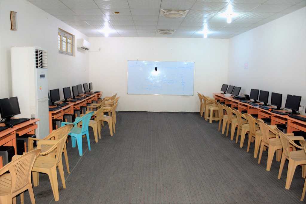 مختبر حاسوب متكامل